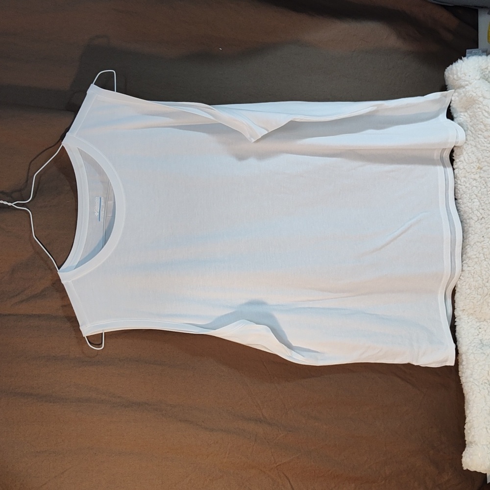 Columbia Sleeveless Shirt